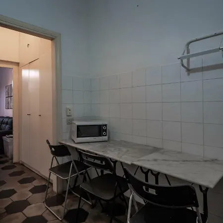 Bed & Breakfast Principe Amedeo 2*